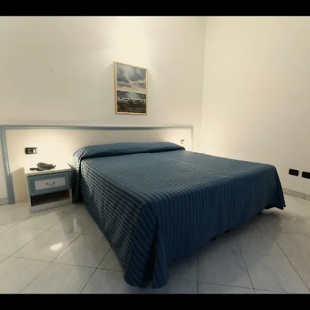 Otel Mediterraneo 3*