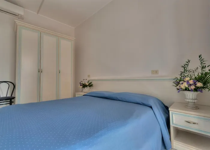 Mediterraneo Отель 3*