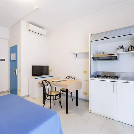 Mediterraneo Hotel Diano Marina