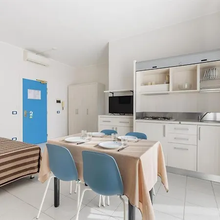 Hotel Mediterraneo Diano Marina