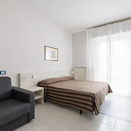 Hotel Mediterraneo 3*