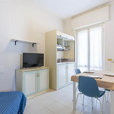 Hotel Mediterraneo Diano Marina