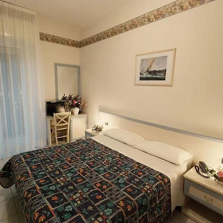 Hotel Mediterraneo 3*
