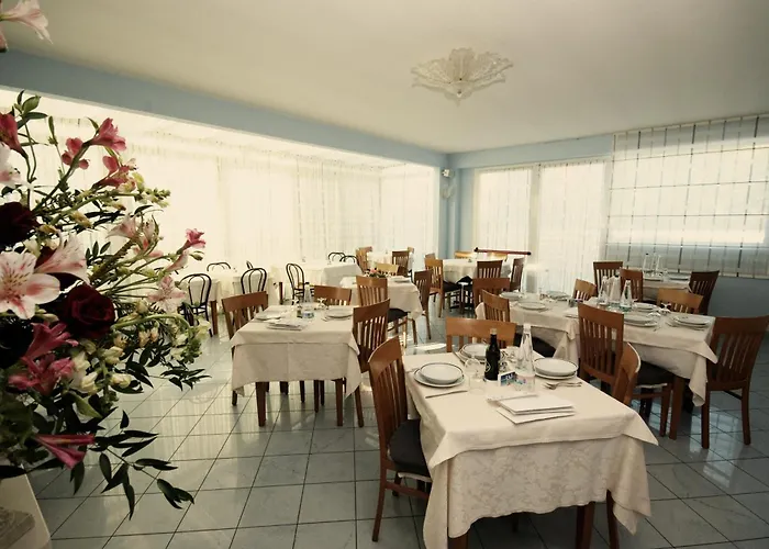 Mediterraneo Hotel 3*